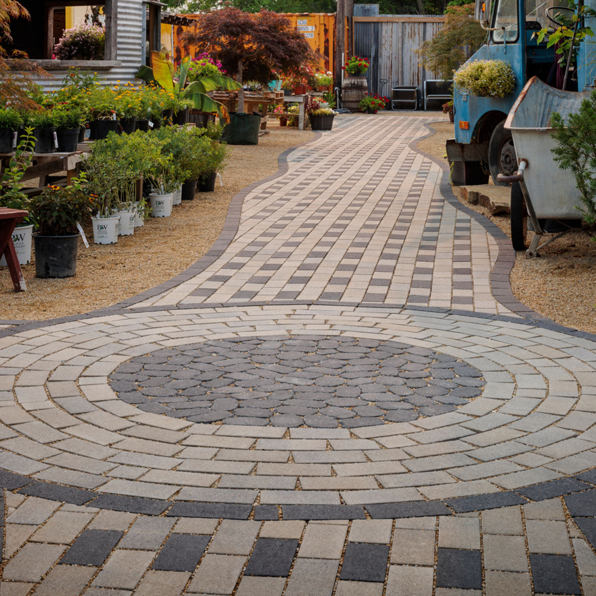 Belgian Cobble Smooth Paver - Bourbon