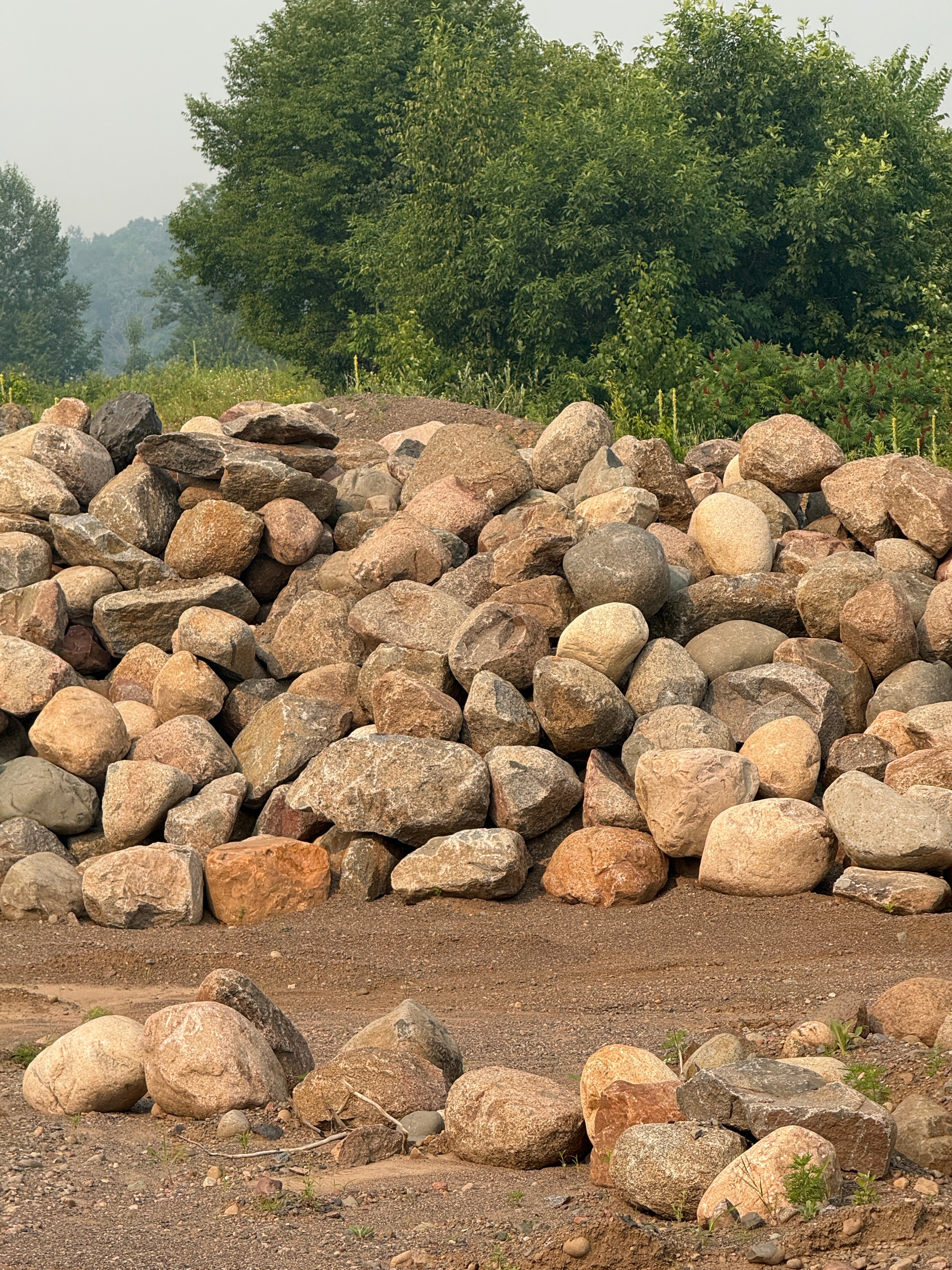 Glacial Boulders 18-24"