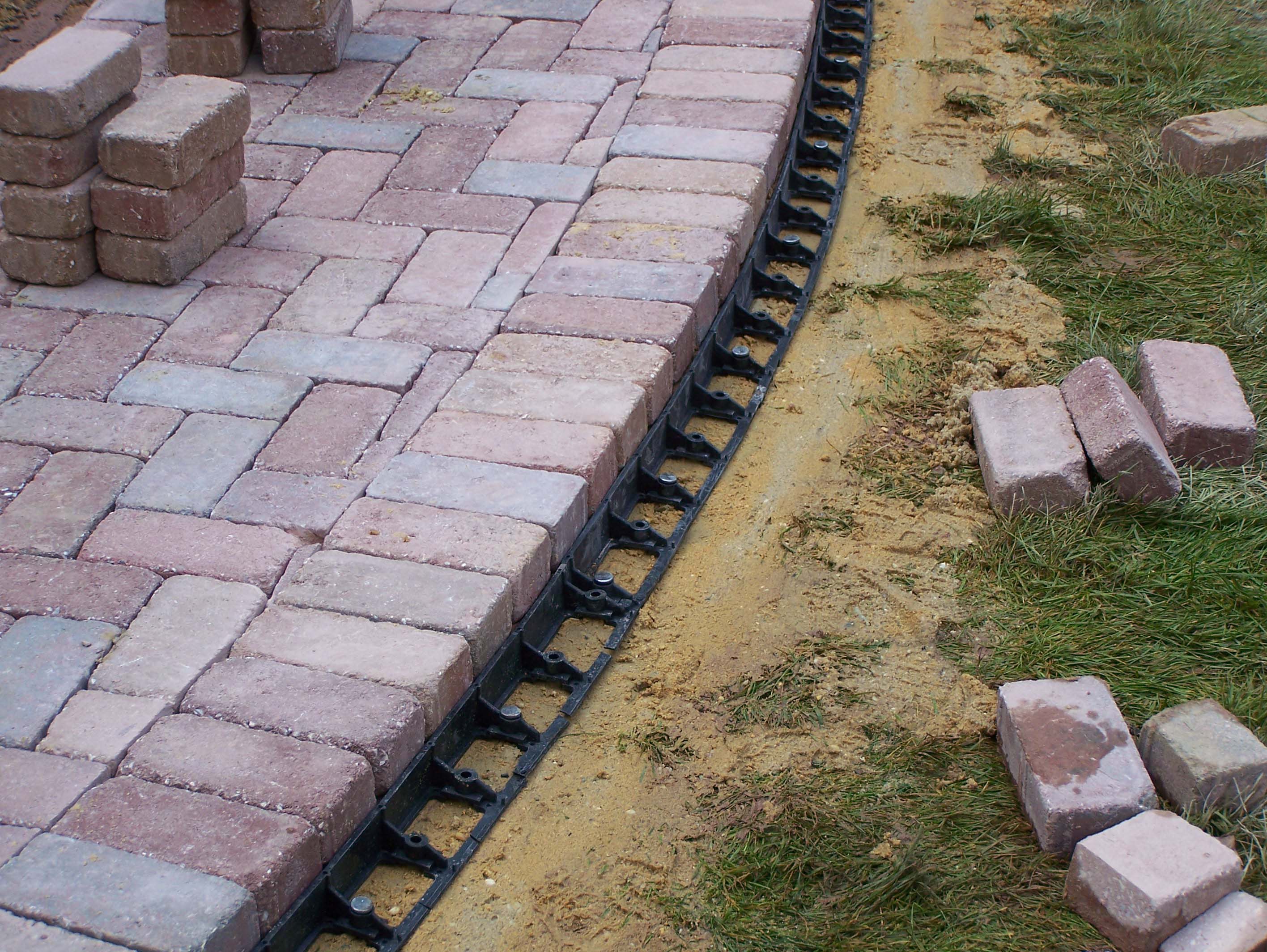 SEK Snap Edge 8' Paver Edge